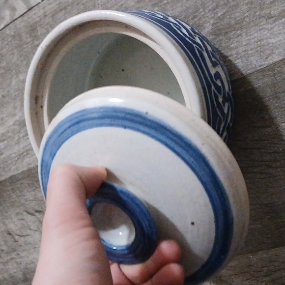 Ceramic bowl trinket dish container with lid blue celtic tribal design - Picture 4 of 6